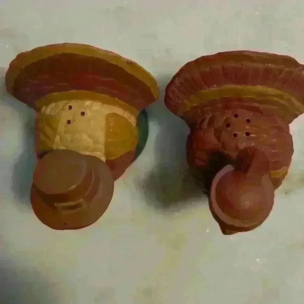 Vintage Avon Turkey Twosome Thanksgiving Salt and Pepper Shakers,Fall Decor,